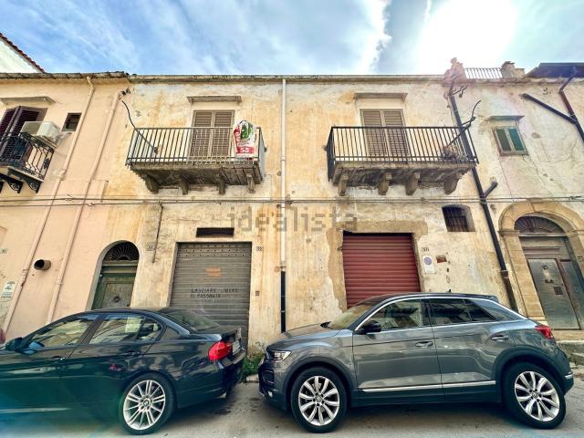Casa in vendita a Partinico, Sicilia