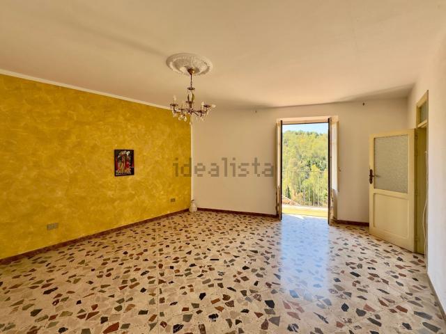 Casa in vendita a Caccamo, Sicilia