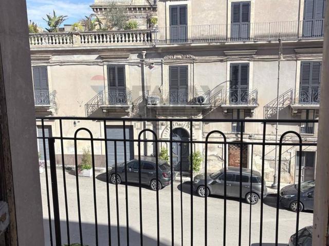 Casa in vendita a Francofonte, Sicilia