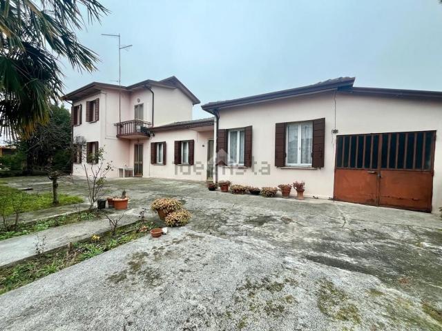 Casa in vendita a Lion, Albignasego