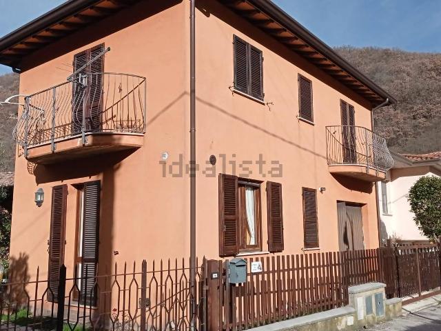 Casa in vendita a Bagnara, Nocera Umbra