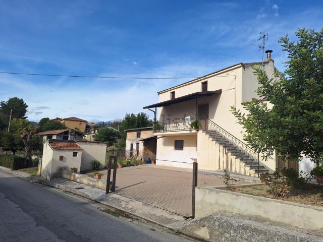 Casa in vendita a Casoli, Abruzzo