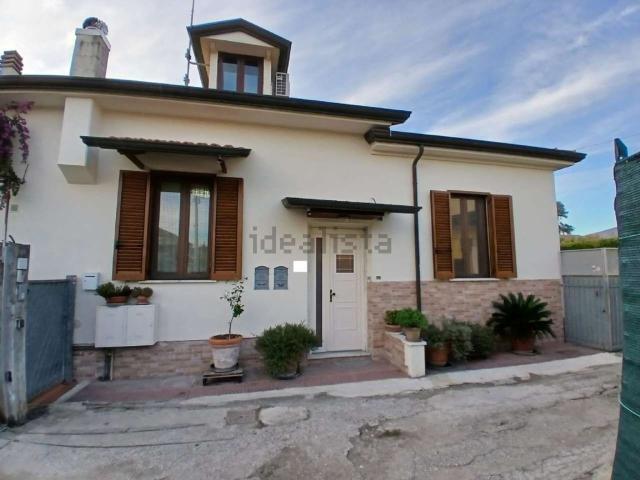 Casa in vendita a Marina Di Massa, Toscana