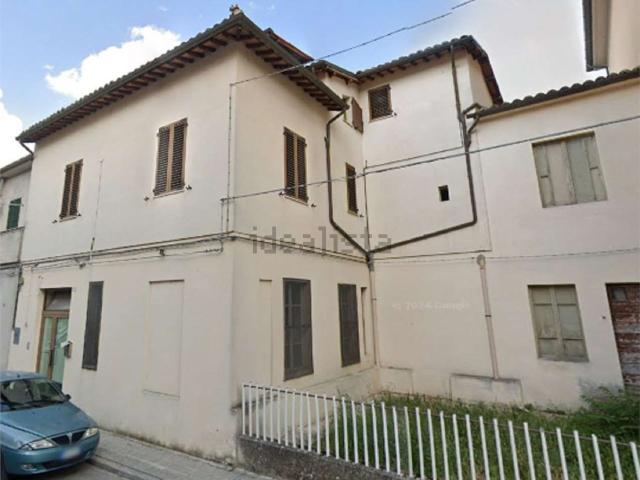 Casa in vendita a Marche, Macerata