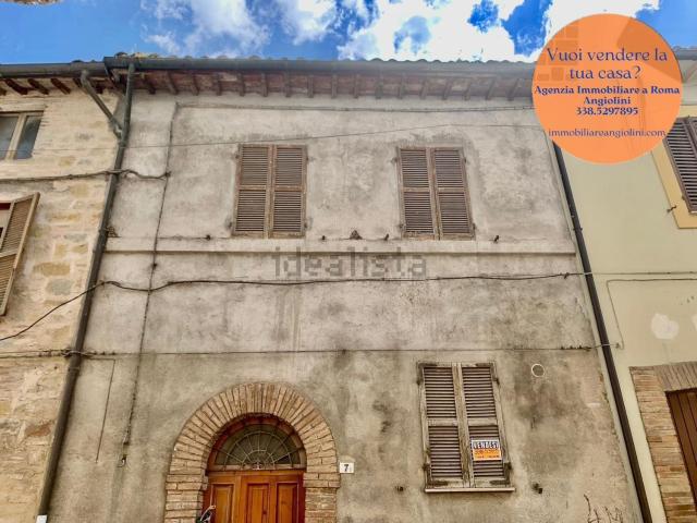 Casa in vendita a Marche, Macerata