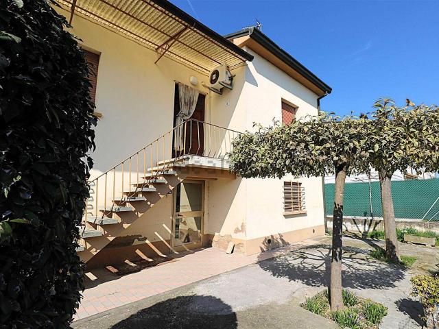 Casa in vendita a Unione dei comuni della Bassa Romagna, Sant'agata Sul Santerno