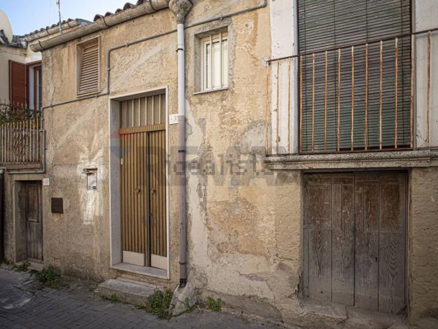Casa in vendita a Licodia Eubea, Catania
