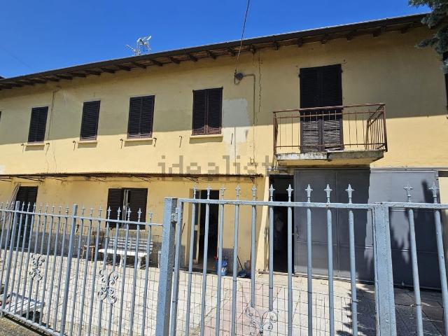 Casa in vendita a Broni, Lombardia