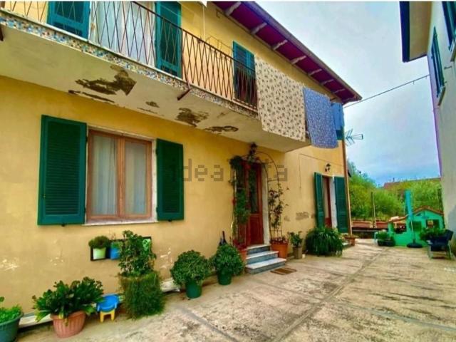 Casa in vendita a San Carlo, Marina Di Massa