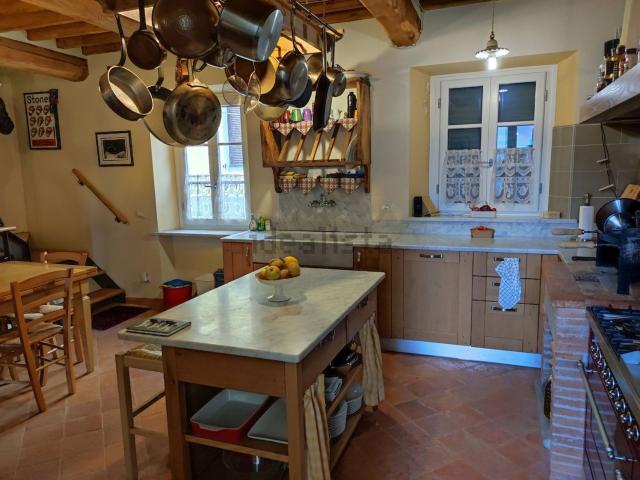 Casa in vendita a Camigliano, Capannori