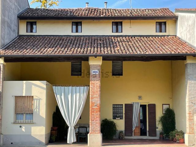 Casa in vendita a Offanengo, Lombardia