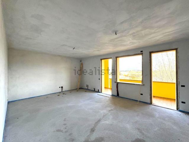 Casa in vendita a Cecina, Toscana