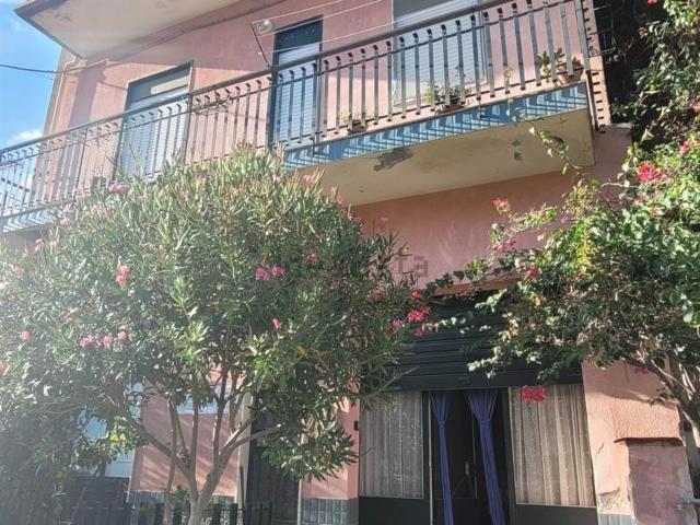 Casa in vendita a Belpasso, Sicilia