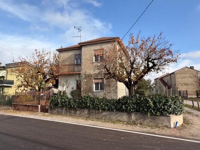 Casa in vendita a Rovigo, Veneto