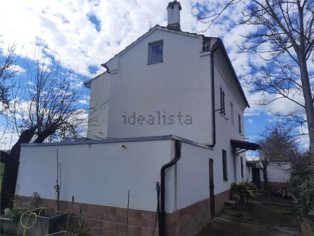 Casa in vendita a Marche, Macerata