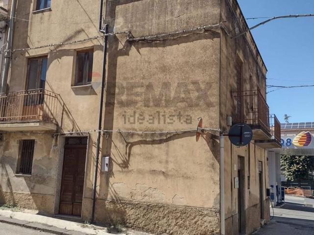 Casa in vendita a Mirabella Imbaccari, Sicilia