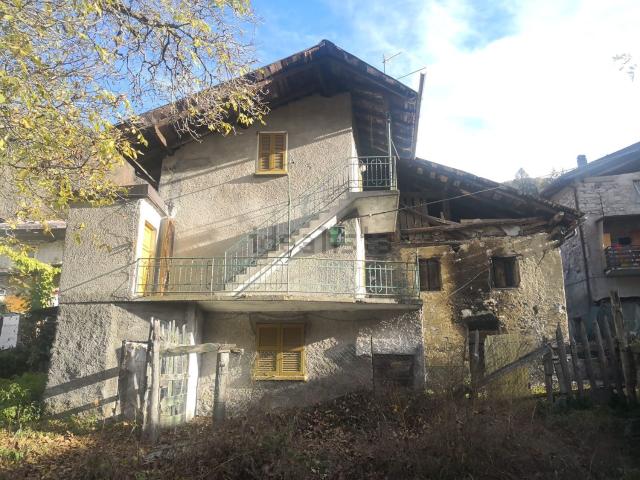 Casa in vendita a Comunità montana della valle Camonica, Temù