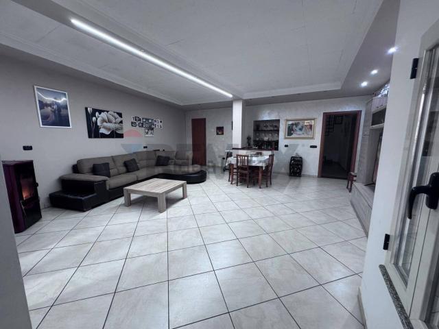 Casa in vendita a Corigliano-Rossano, Calabria
