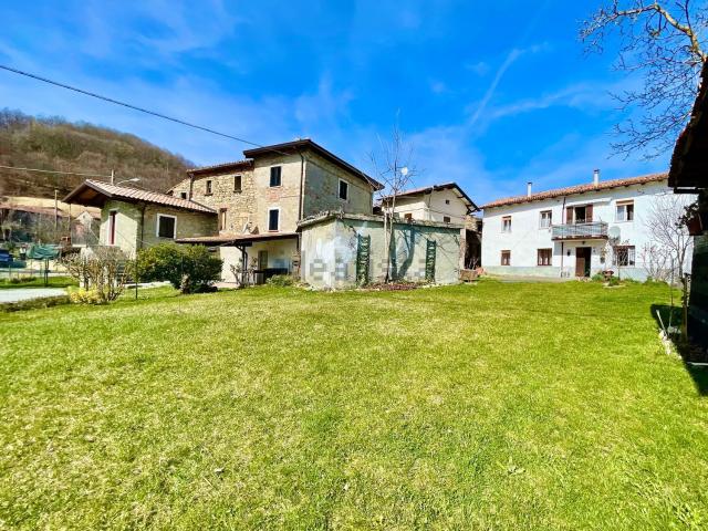 Casa in vendita a Cascina Balzago, Bobbio