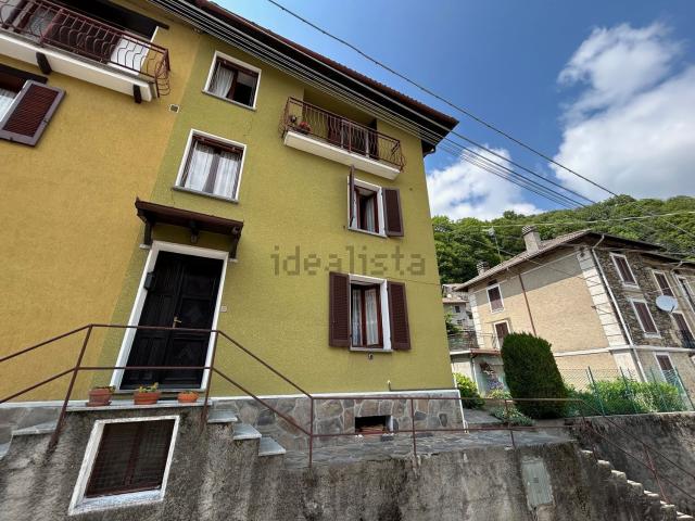 Casa in vendita a Comunità Montana Valli del Verbano, Maccagno