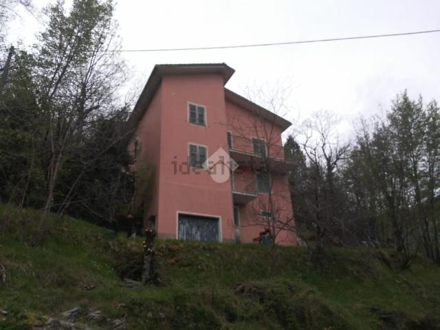Casa in vendita a Pianazzo, Borzonasca