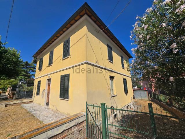 Casa in vendita a Deruta, Umbria