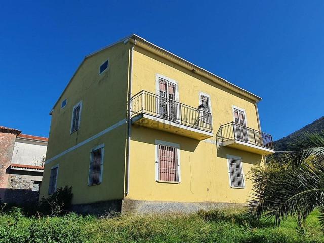 Casa in vendita a Calabria, Cosenza