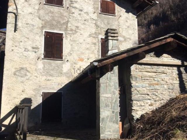 Casa in vendita a Chiesa In Valmalenco, Lombardia