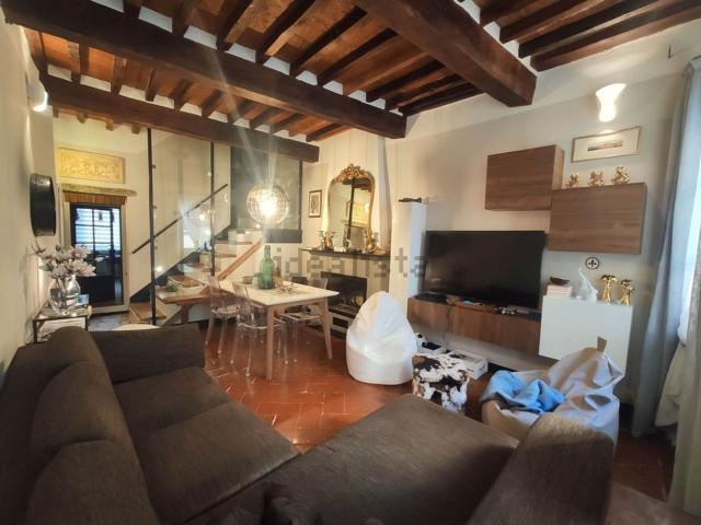 Casa in vendita a Foiano della Chiana, Arezzo