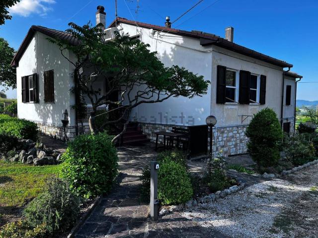 Casa in vendita a Marche, Ancona