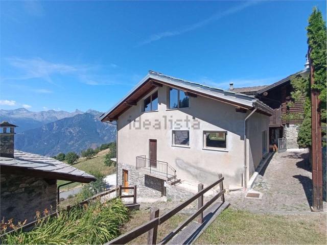 Casa in vendita a Emarese, Aosta