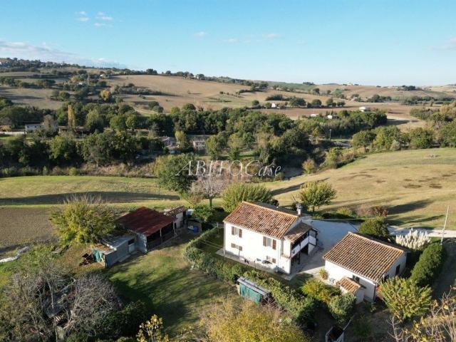 Casa in vendita a Marche, Ancona