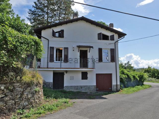 Casa in vendita a Vespeno, Bagnone