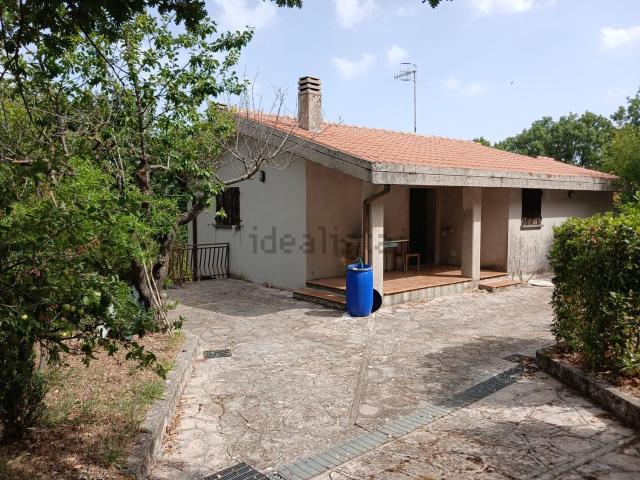 Casa in vendita a Acquasparta, Umbria