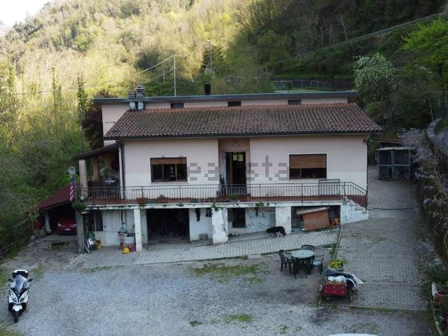 Casa in vendita a Unione dei comuni Media Valle del Serchio, Ponte A Serraglio