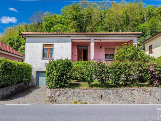 Casa in vendita a Gragnola, Fivizzano
