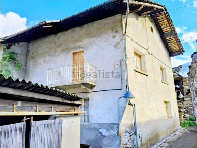 Casa in vendita a Chambave, Aosta