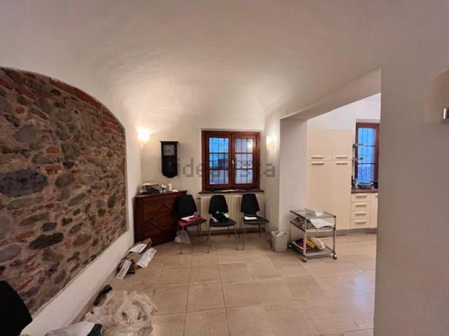 Casa in vendita a Agliana, Toscana