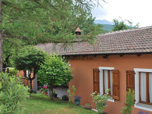 Casa in vendita a Appennino Reggiano, Re