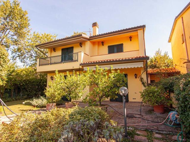 Casa in vendita a Magione, Umbria