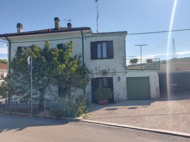Casa in vendita a Marche, Pesaro E Urbino
