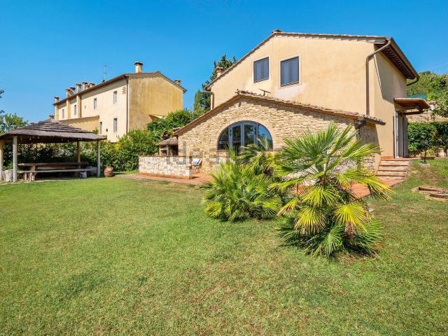 Casa in vendita a Barberino Tavarnelle, Tavarnelle Val Di Pesa
