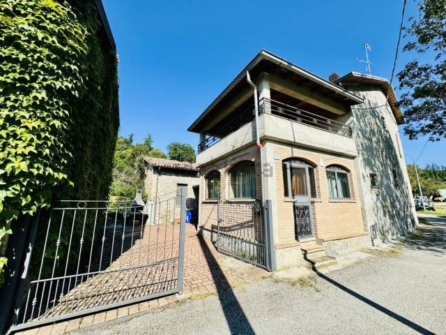 Casa in vendita a Corniglio, Reggio Emilia