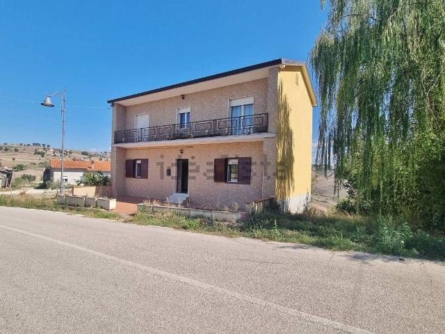 Casa in vendita a Sant'arcangelo Trimonte, Campania