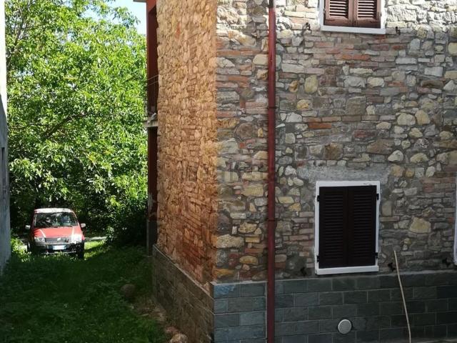 Casa in vendita a Colli Verdi, Fortunago