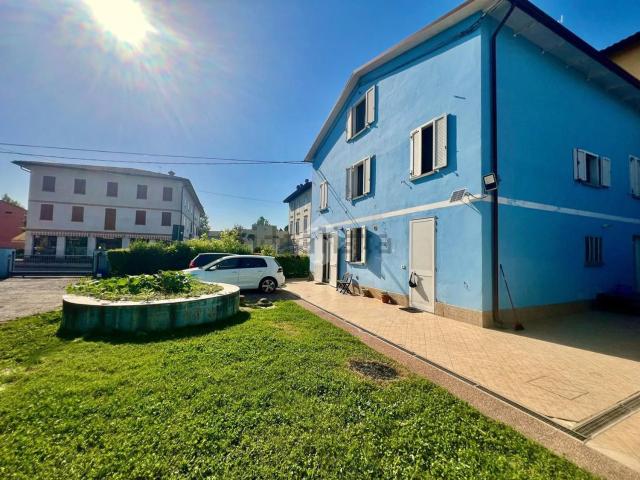 Casa in vendita a Bassa Reggiana, Re