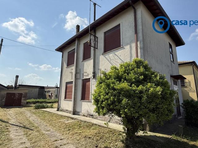 Casa in vendita a Gavello, Veneto