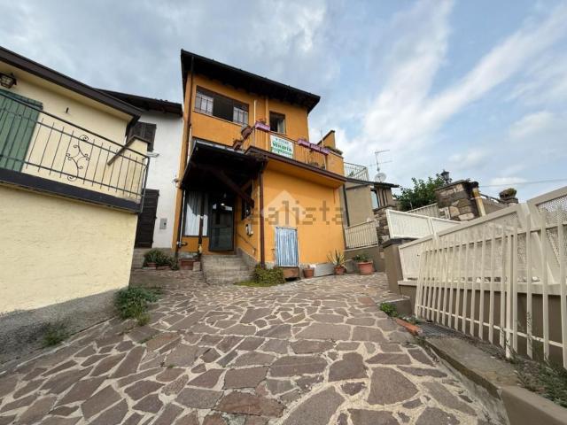 Casa in vendita a Comunità montana del Sebino bresciano, Iseo