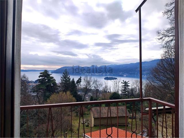 Casa in vendita a Suna, Verbania