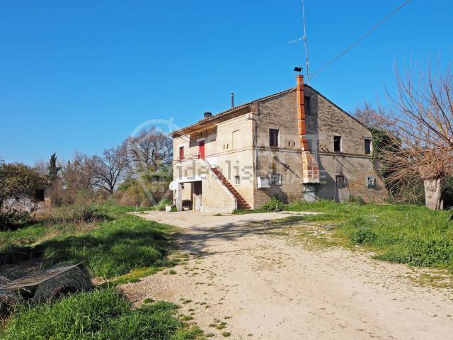 Casa in vendita a Marche, Macerata
